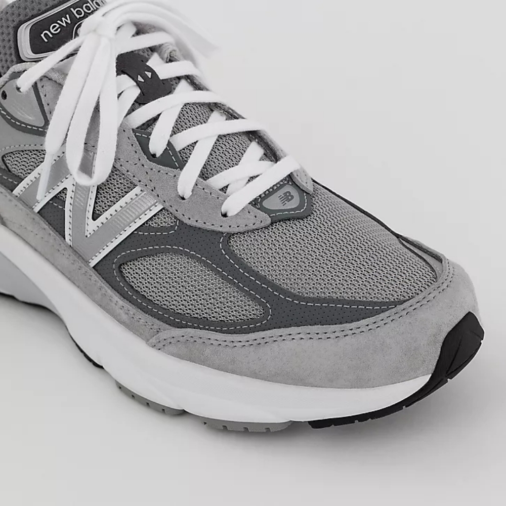 New Balance 990v6 Shoes - Picture 7 of 14